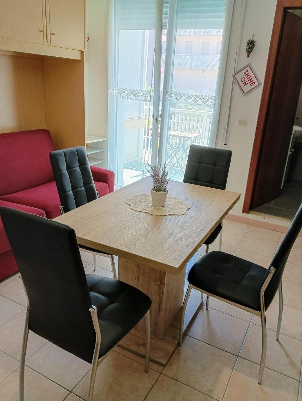 Viale Aurora Διαμέρισμα Μπιμπιόνε Εξωτερικό φωτογραφία